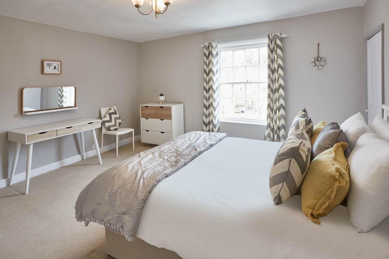 וויטבי Host & Stay - Princess Place Townhouse מראה חיצוני תמונה