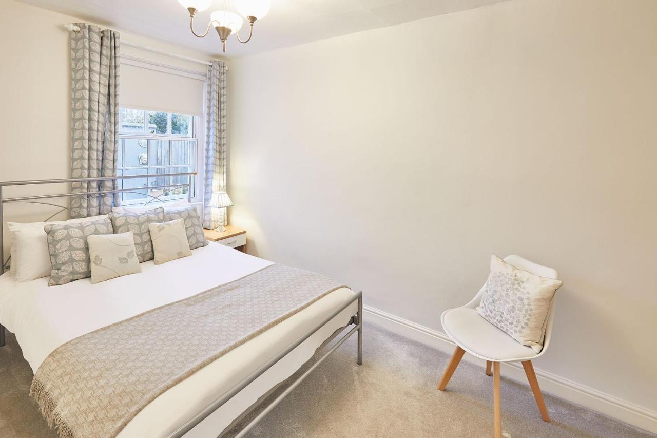 וויטבי Host & Stay - Princess Place Townhouse מראה חיצוני תמונה